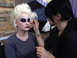 professional fashion makeup artist in