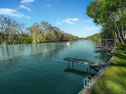 mcqueeney tx waterfront property for