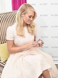 carrie underwood shares makeup tips and