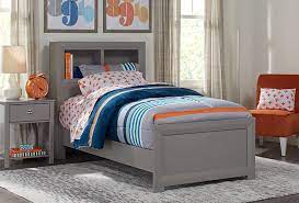 With a variety of sizes and styles, rooms to go can help you live large in your small space! Boys Bedroom Furniture Sets For Kids