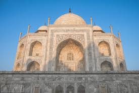 There are 4 minarets leaning outwards that are built to protect the building from natural calamities like earthquakes. Your Guide To The Taj Mahal Scratch My Pack Travel