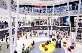 Almost 600,000 people live in the city, with 2.7 million in the greater stuttgart area. Top Shopping In Stuttgart 7 Stores You Must Visit Global Blue