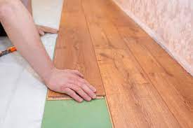 filling gaps in laminate floors