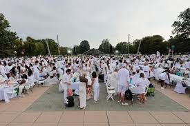 Diner En Blanc At The Please Touch