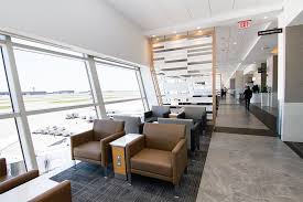 dallas dfw flagship first lounge