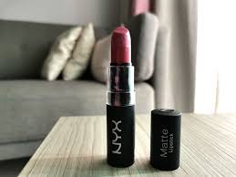 nyx matte lipstick mls09 natural