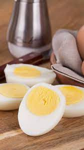 benefits of eating boiled eggs