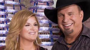 Garth brooks and yearwood returned sunday to cbs for garth and trisha live! Exclusive Garth Brooks And Trisha Yearwood Open Up About Their New Duets Album Christmas Together Entertainment Tonight