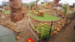dinosaur encounter morpeth golf
