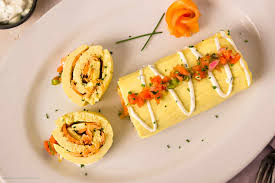 smoked salmon omelet roll no spoon