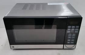Microwaves use much higher voltage than other common appliances, and can cause serious injury or death if handled incorrectly. Ge Gmog28ecp A Ss Microwave Oven Lot 1006016 Allbids