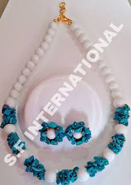 white sky blue stone necklace set
