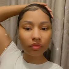 nicki minaj s no makeup natural hair