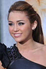 miley cyrus s best red carpet beauty