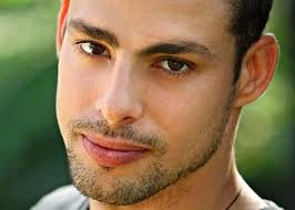 Resultado de imagem para cauã reymond