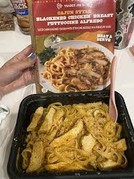 Blackened Chicken Fettuccine Alfredo Trader Joe S gambar png