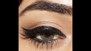winged liner eye makeup tutorial