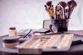basic knowledge about makeup for