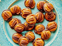 chocolate caramel pecan pretzel bites