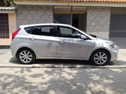 The third generation i10 was unveiled in india on 7 august 2019 and launched on 20 august 2019, offered in 10 variants across petrol and diesel engines as well as manual and automatic tra. Hyundai Accent Hatchback Modelo 2014 Hyundai Accent Hatchback Ofertas Y Promociones