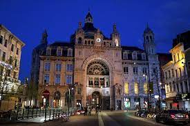 Antwerpen ist das weltzentrum des diamantenhandels. Bahnhof Und Diamantenviertel Antwerpen Centraal Antwerpen Reisebewertungen Tripadvisor