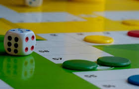 Jugar a monopoly online es gratis. Que Son Los Juegos De Mesa Su Definicion Y Significado 2021