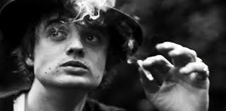 The song is an emotional ode to the songstress with… Trash Can Pete Doherty Sells Ciggie Butts Radiohead Drag Show More