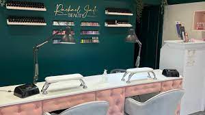 best salons for acrylic nails in the
