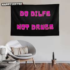 Do Dilfs Not S Wall Tapestry