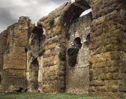 stone block falls off aurelian walls in