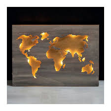 Cette carte de monde en bois noir de 90×54 cm, vous permettra de réaliser une décoration murale unique et design sur vos murs ! Carte Du Monde En Bois Deco Murale Creavea