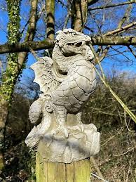 Scaly Dragon Statue Reconstituted