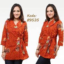 Walaupun kata batik berasal dari bahasa jawa, kehadiran batik di jawa sendiri tidaklah tercatat. Model Batik Samping 16 Baju Batik Ideas Batik Fashion Batik Dress Batik Kebaya