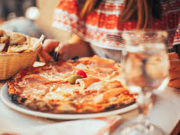 Not hua qiao (via giovanni giolitti, 189). Eat The Best Pizza In Rome At These 15 Spots