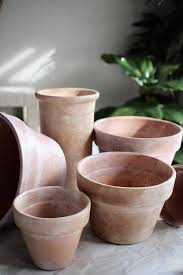 how to make terracotta pots look old