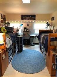 college dorm room