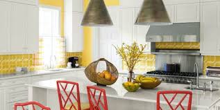 Other wall colors that work well with gray flooring are sand, honey, light green and pale yellow. 10 Yellow Kitchens Decor Ideas Kitchens With Yellow Walls