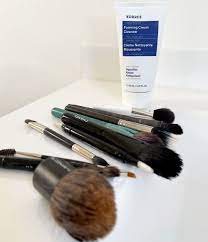 quick makeup tip an improv cleanser