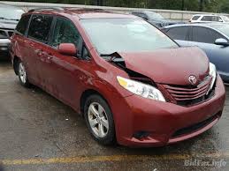 toyota sienna le 2016 red 3 5l 6 vin