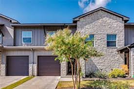 townhomes at crystal falls in leander tx