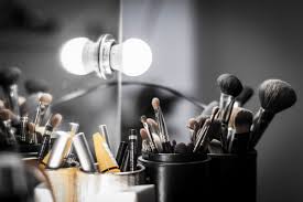 corner makeup decor modern and elegant