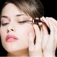 Eyes are an important part of our body, so while choosing what kajal to use, we must me very careful. How To Apply Kajal For Small Eyes