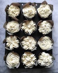 food cupcakes with cream cheese icing
