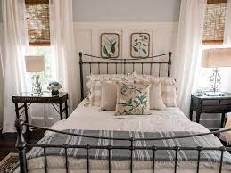 bedrooms with iron beds deals 55 off