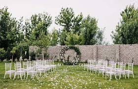40 Dreamy Backyard Wedding Ideas For An