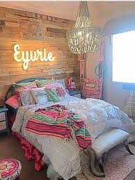 Shop everything for the bedroom in modern western lodge and southwest decor styles. Western Themed Bedroom Decor Pin On Teen Girl Bedrooms Decor Art From Western Themed Bedroom Decor Pictures