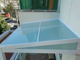 Vidros de acordo com a nbr 7.199, o vidro para cobertura deve ser o laminado. Cobertura De Vidro Com Aluminio Auguri