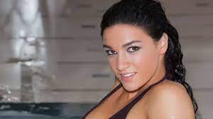 Bouncing Hurdler Michelle Jenneke Stars in Sexy New Workout Video - YouTube