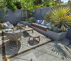 Check out our 9 amazing small backyard garden ideas to transform your garden. Low Maintenance Garden Low Maintenance Garden Ideas
