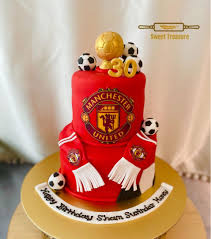 Manchester united fc 7 inch edible image cake & cupcake toppers / birthday. 8 Cake 2 Tiers Cake Manchester United Cake Man U Soccer Fondant Cake Food Drinks Baked Goods On Carousell